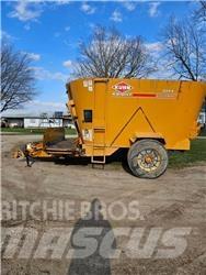 Kuhn 5144 Rehuvaunut