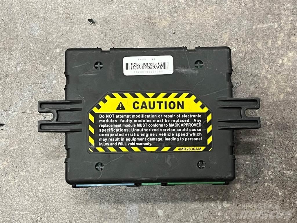 Mack  Sähkö ja elektroniikka