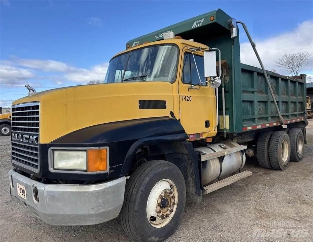 Mack CH613 Sora- ja kippiautot