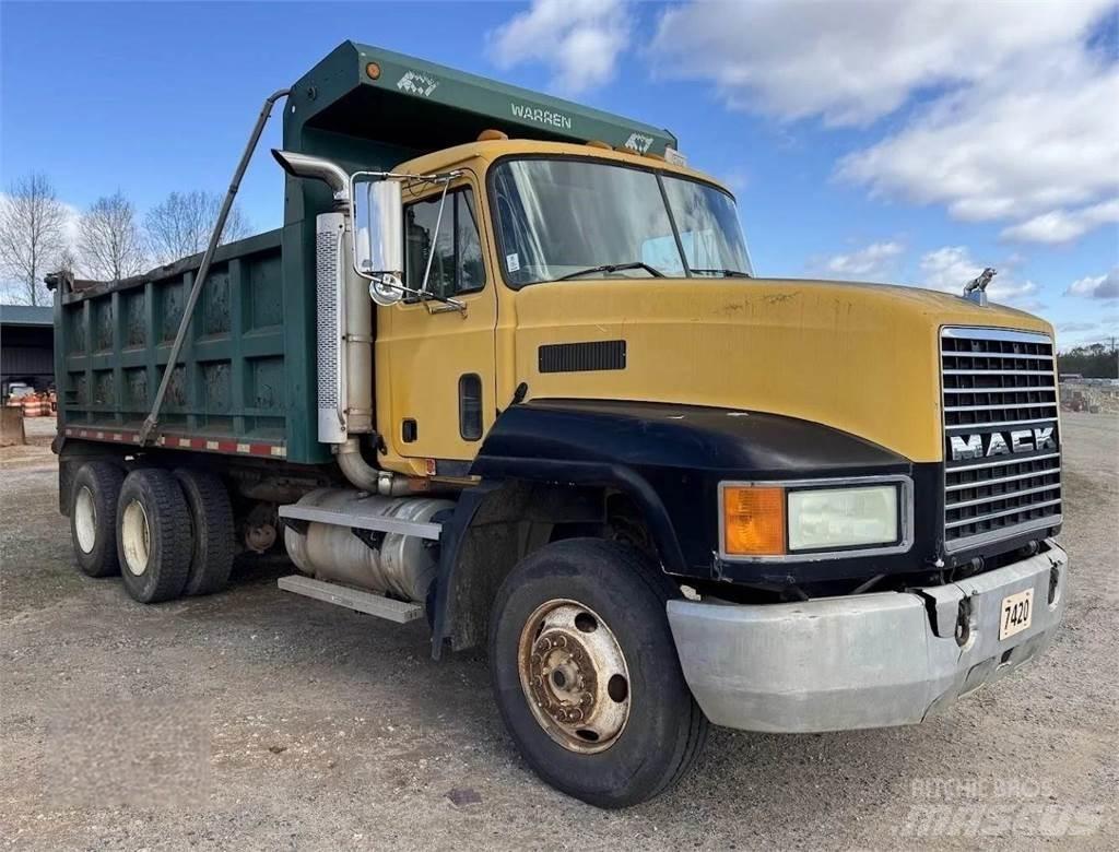 Mack CH613 Sora- ja kippiautot