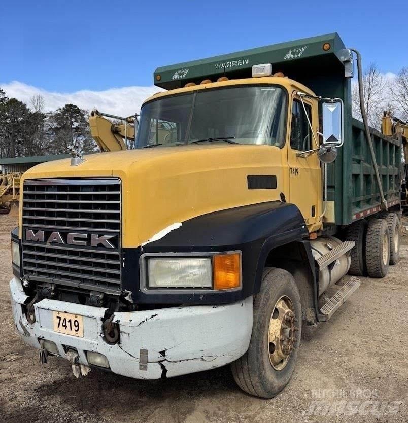 Mack CH613 Sora- ja kippiautot