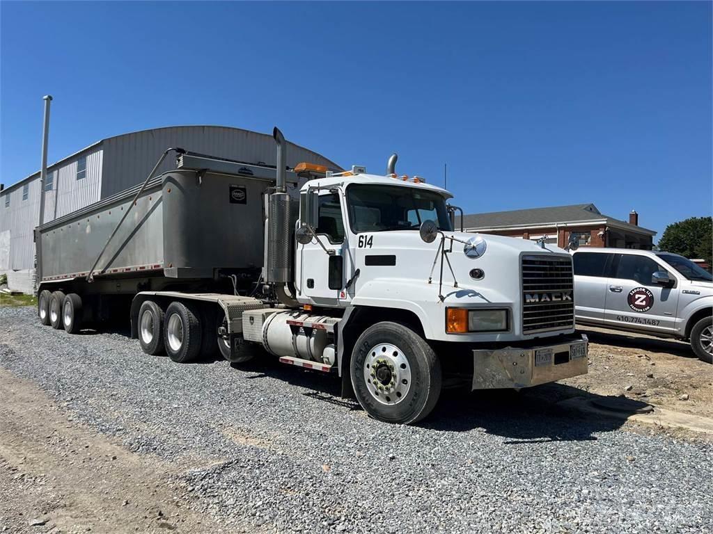 Mack CL733 Muut kuorma-autot