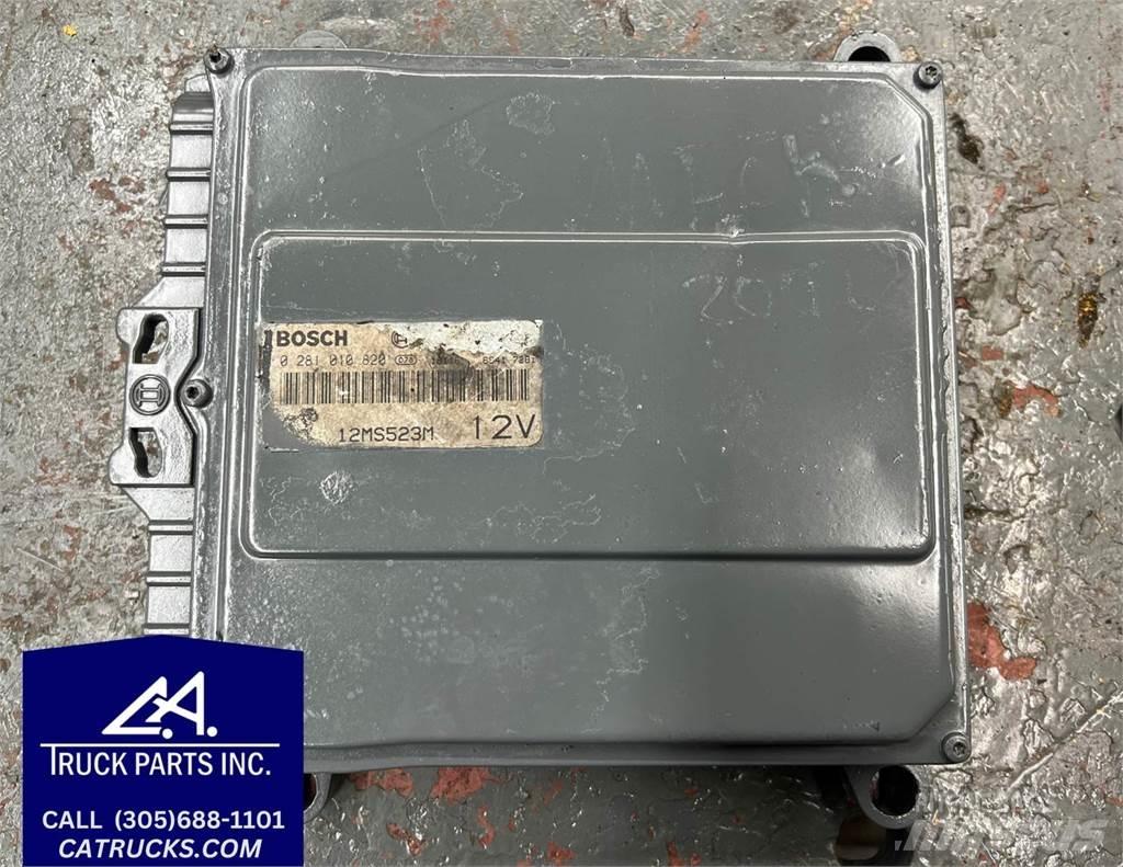 Mack E7 Sähkö ja elektroniikka