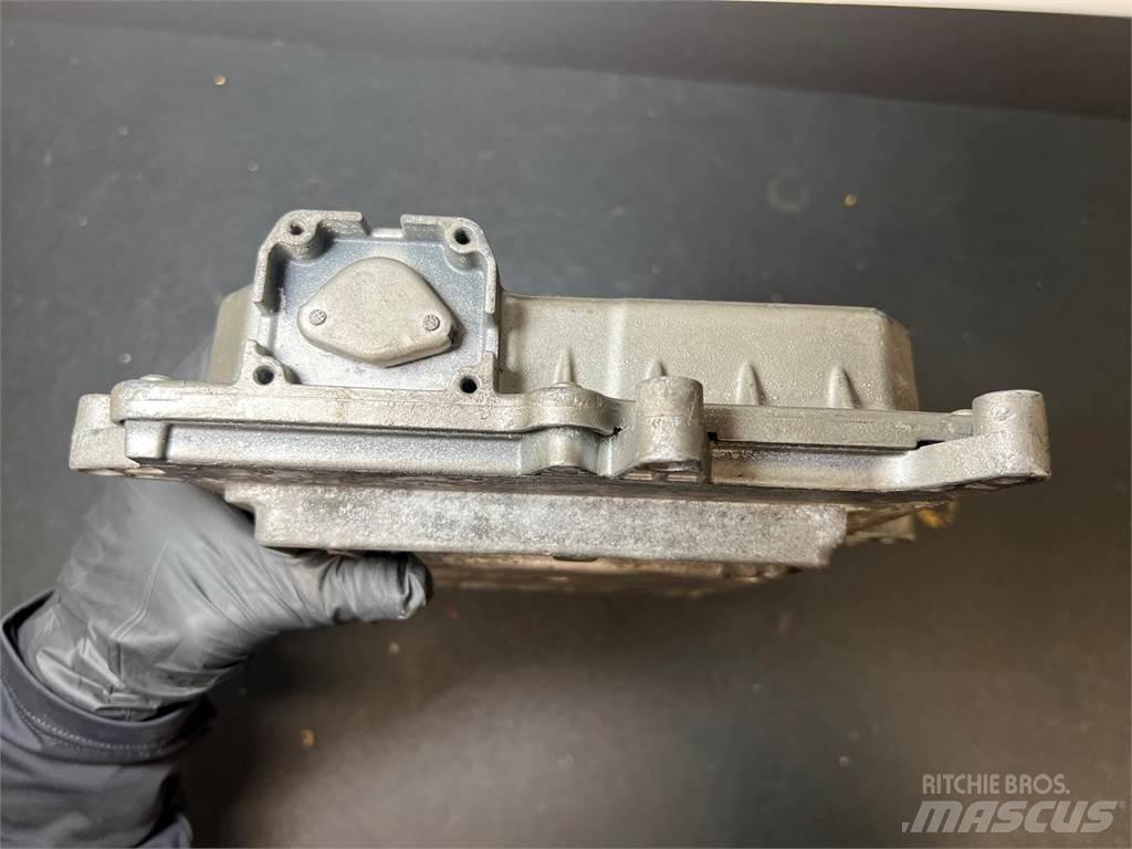 Mack E7 Sähkö ja elektroniikka