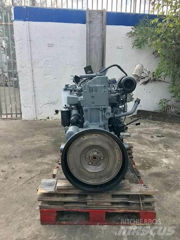 Mack E7 Moottorit