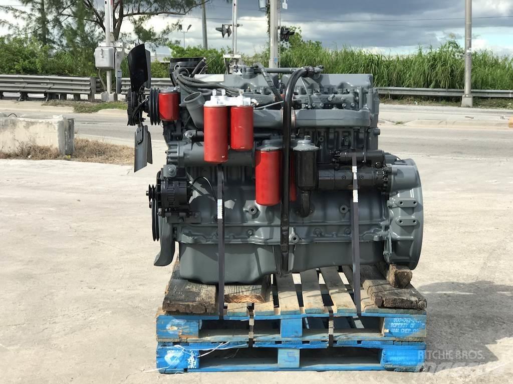 Mack E7-350 Moottorit