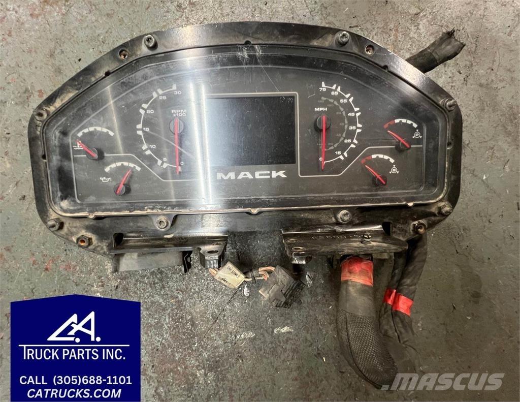 Mack LE612 Muut