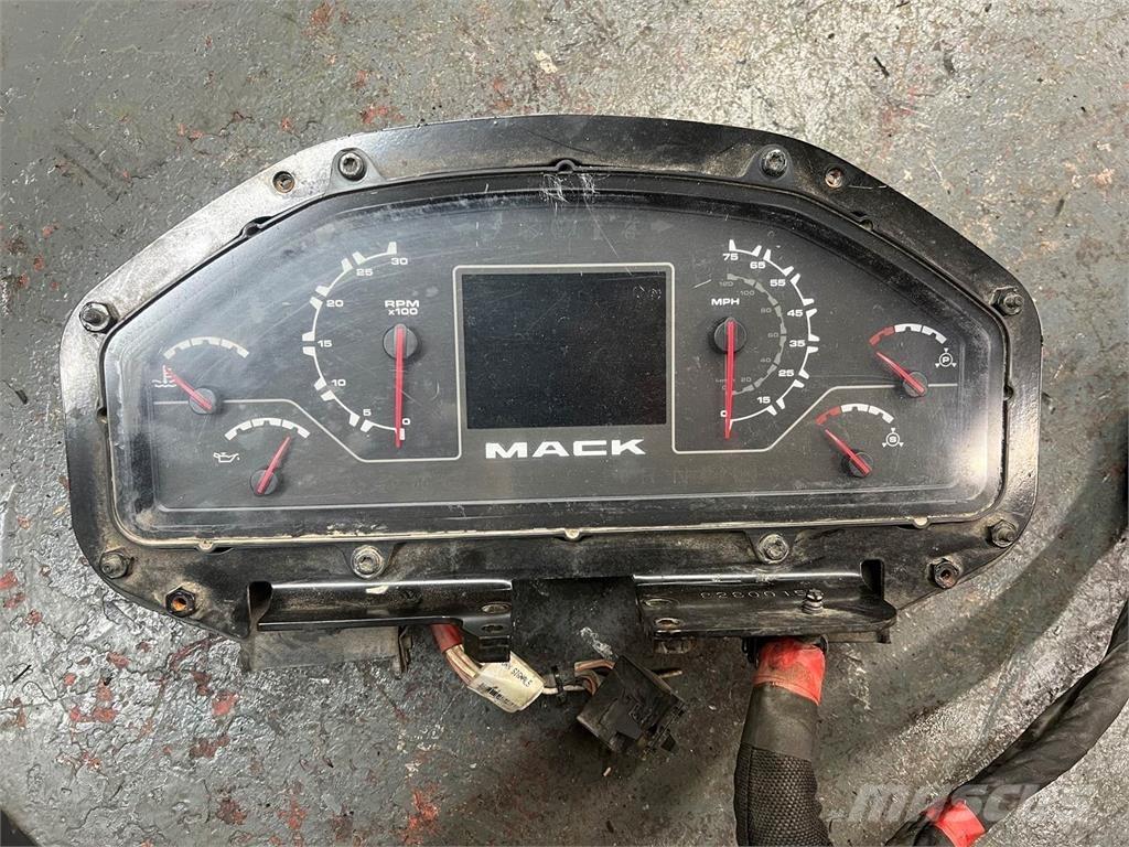Mack LE612 Muut