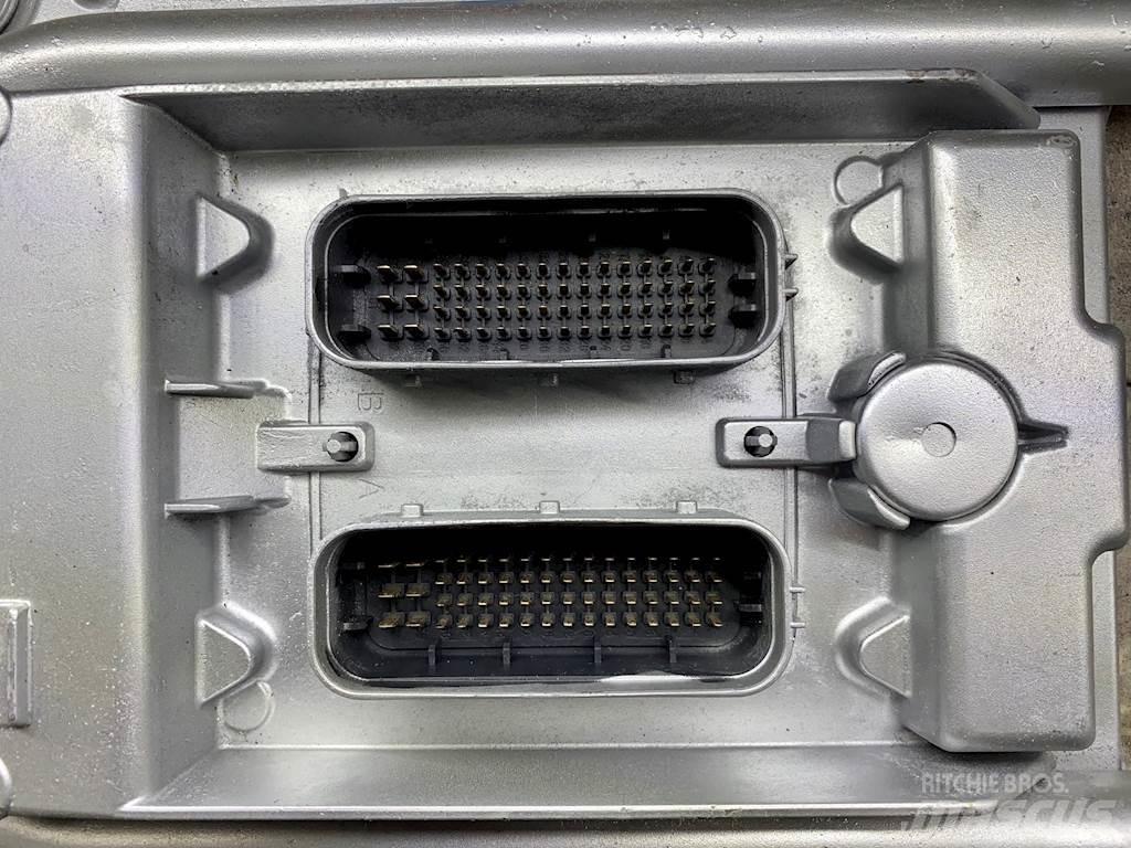 Mack MP7 Sähkö ja elektroniikka