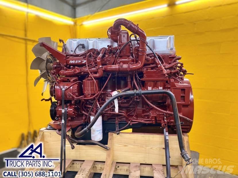 Mack MP7 Moottorit