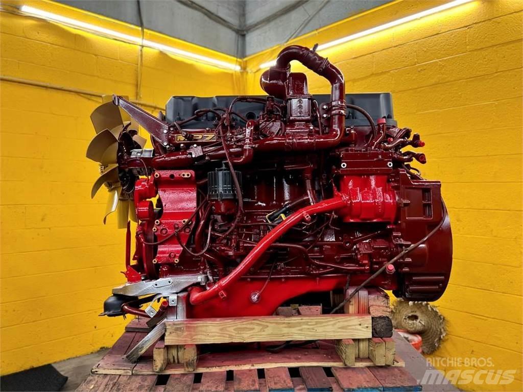 Mack MP7 Moottorit