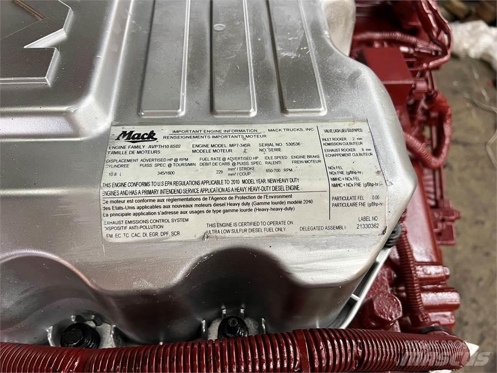 Mack MP7 Moottorit