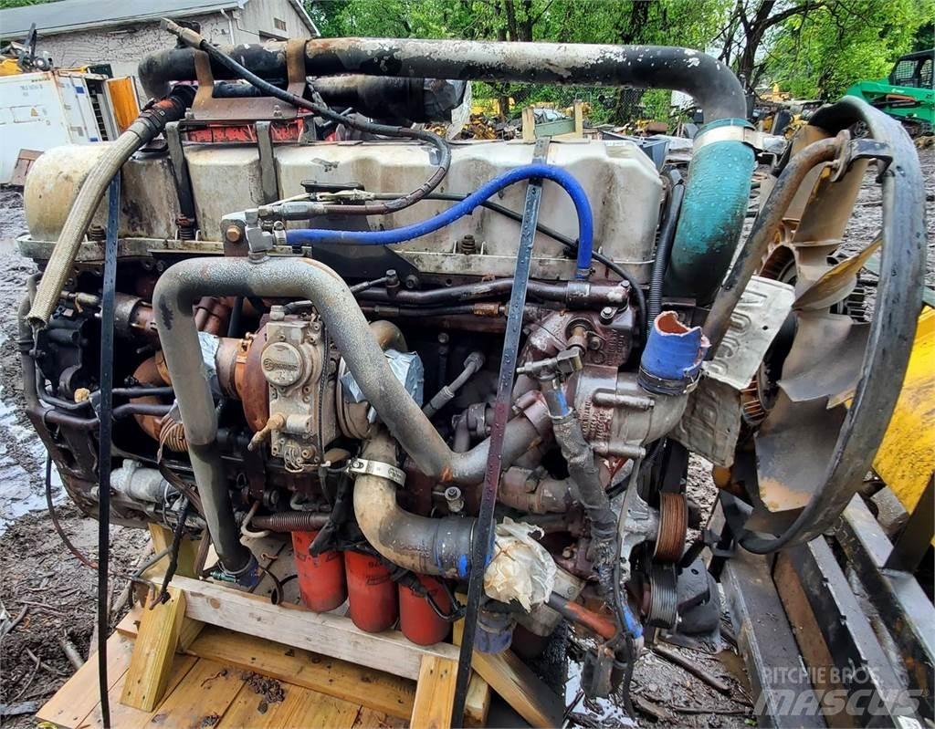 Mack MP7 Moottorit
