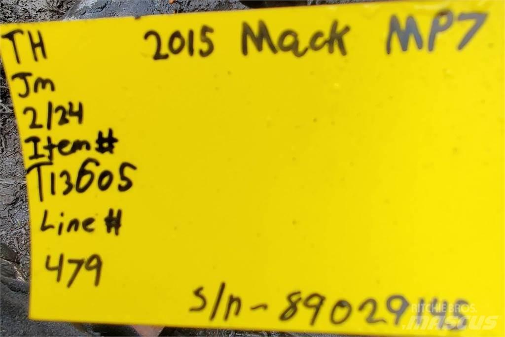 Mack MP7 Moottorit