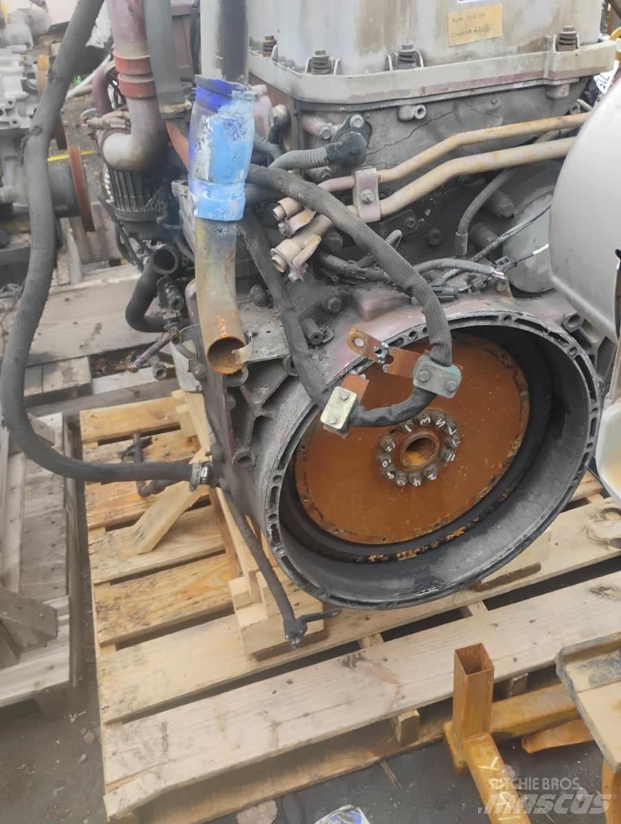 Mack MP7 Moottorit