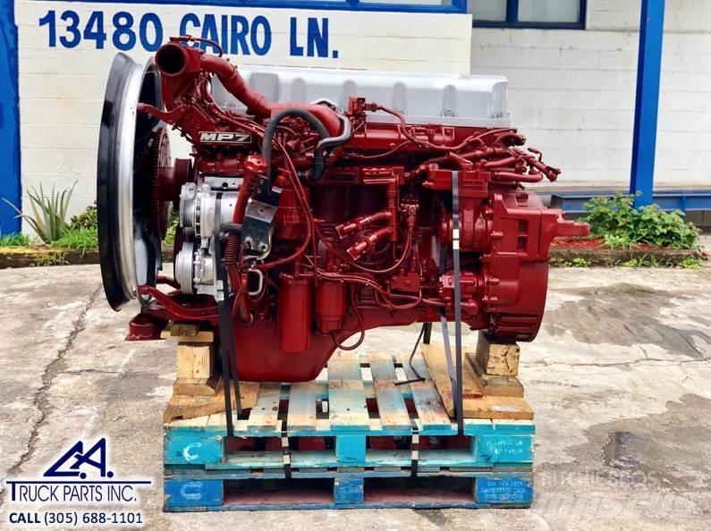 Mack MP7 Moottorit