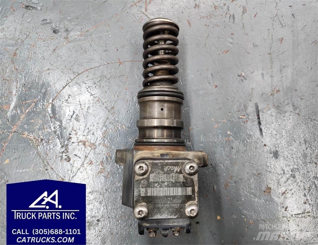 Mack MP8 Muut