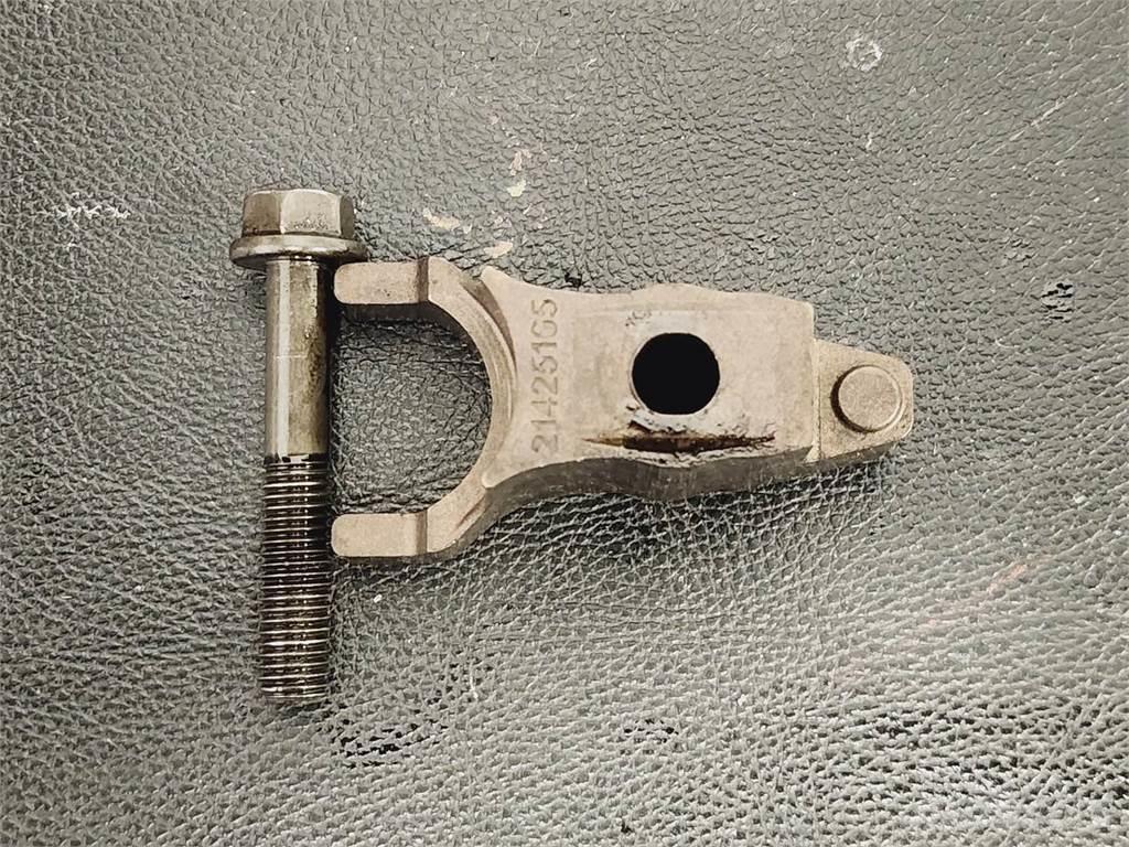 Mack MP8 Muut