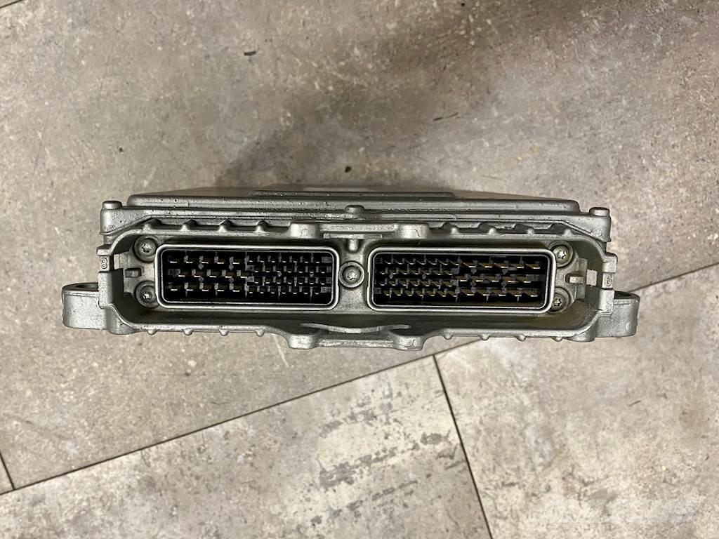Mack N/A Sähkö ja elektroniikka