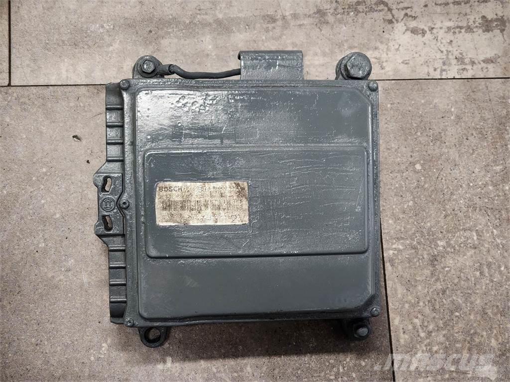 Mack N/A Sähkö ja elektroniikka