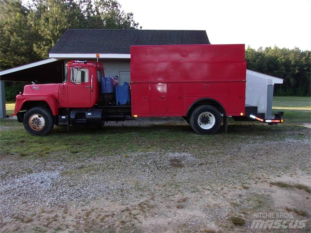 Mack Other Tienhoitoautot