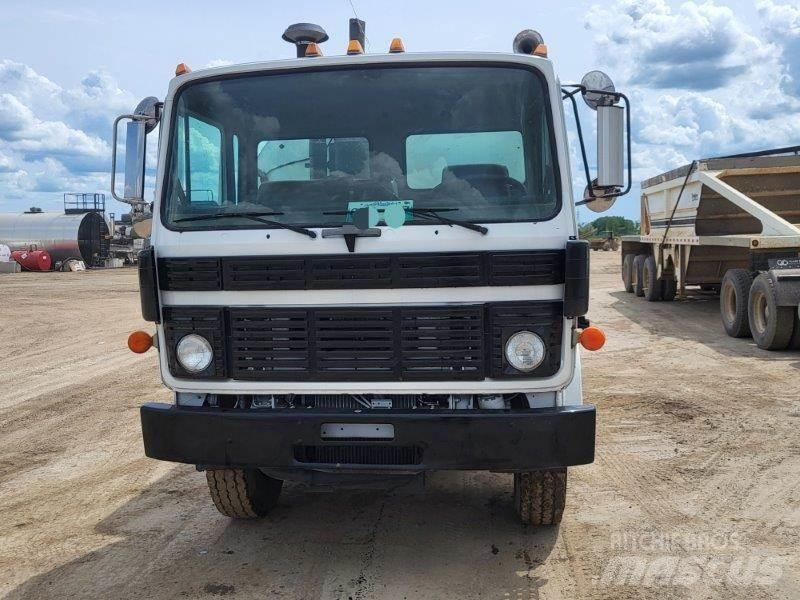 Mack Other Säiliöautot