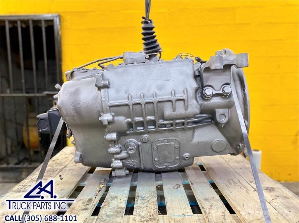 Mack T2080 Moottorit