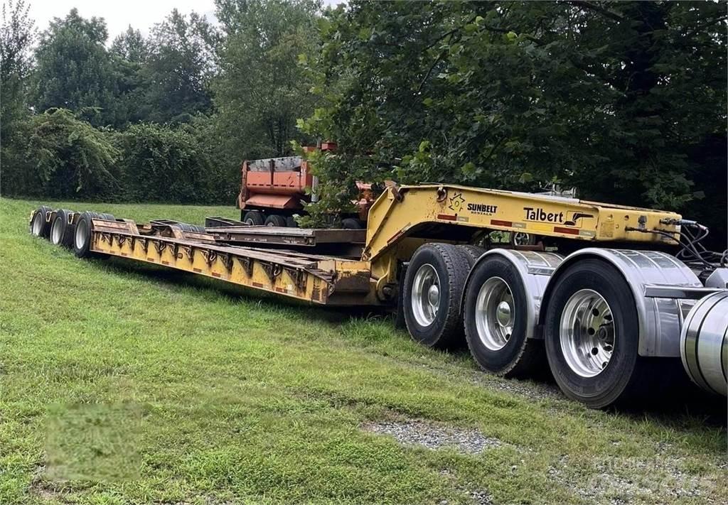 Mack Titan Vetopöytäautot