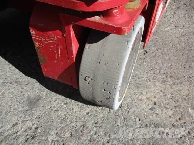 MEC 1330SE Saksilavat