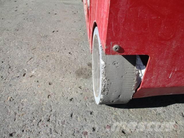 MEC 1330SE Saksilavat