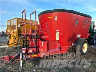 Meyer F470 Rehuvaunut