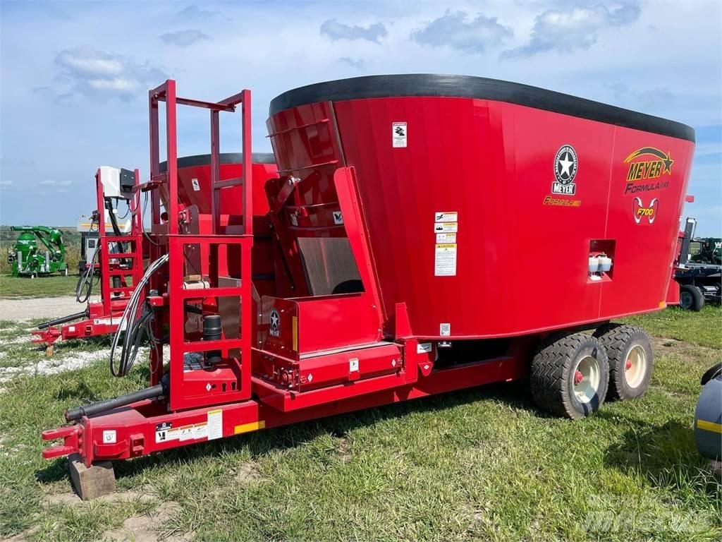 Meyer F700 Rehuvaunut