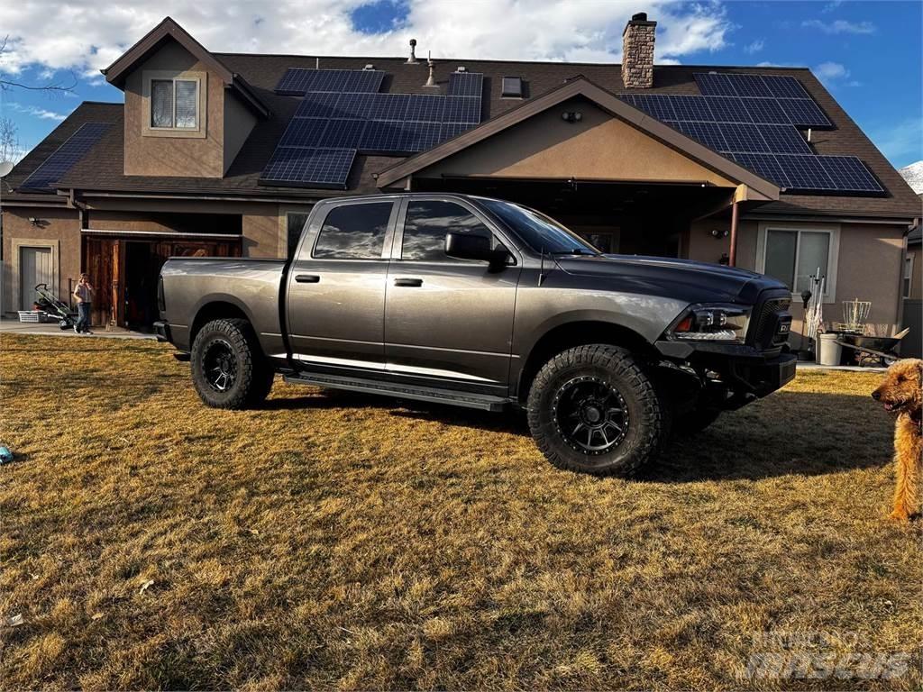 RAM 1500 Lava-autot