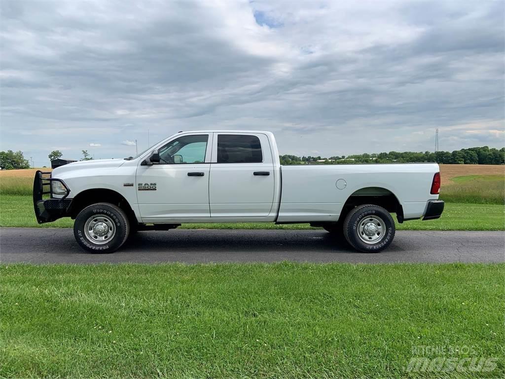 RAM 2500 Lava-autot