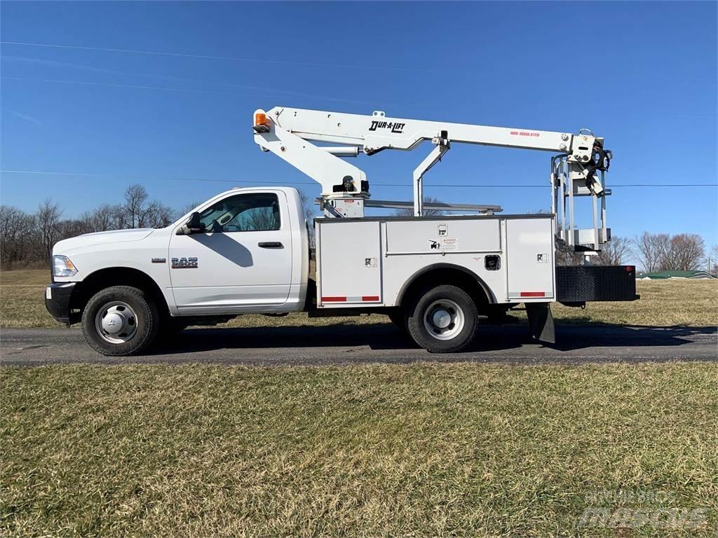 RAM 3500 Nostolava-autot