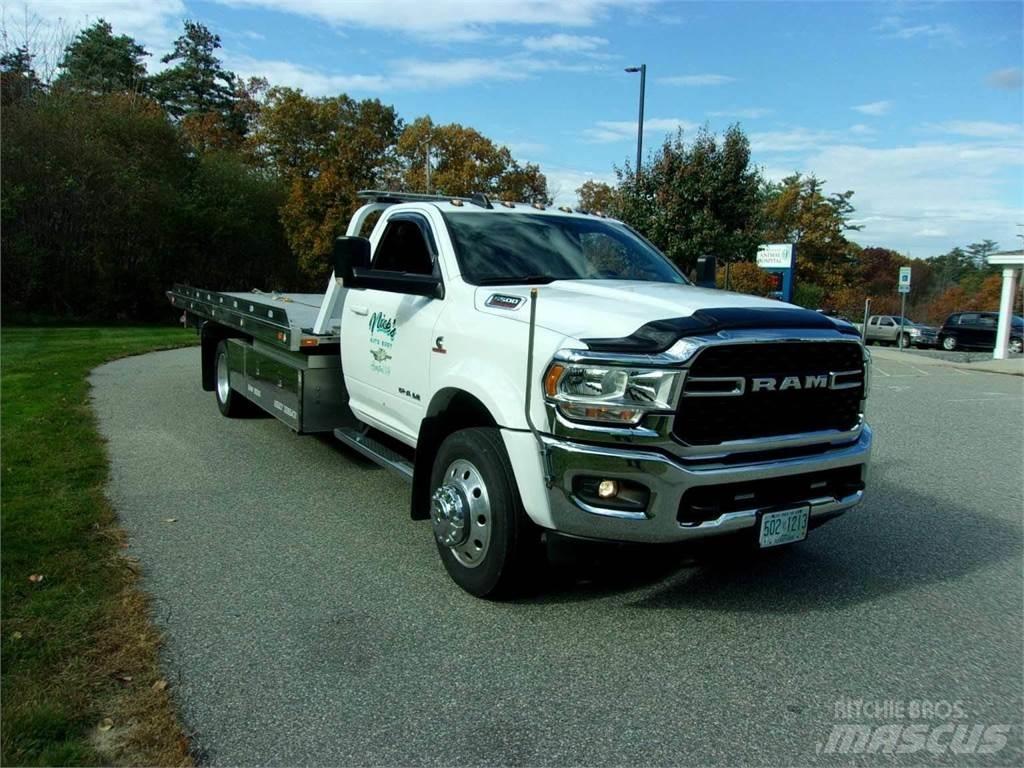 RAM 5500 Koukkulava kuorma-autot