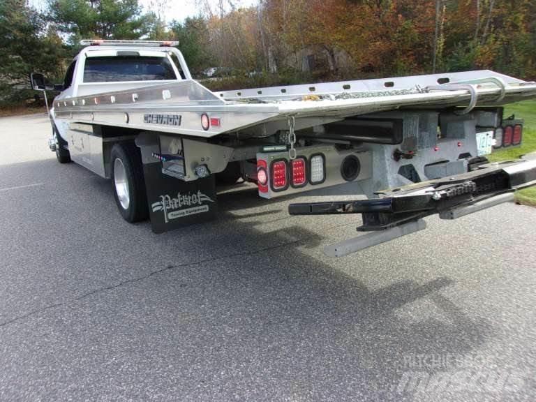 RAM 5500 Koukkulava kuorma-autot