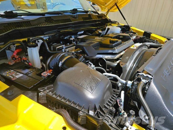 RAM 5500 Nostolava-autot
