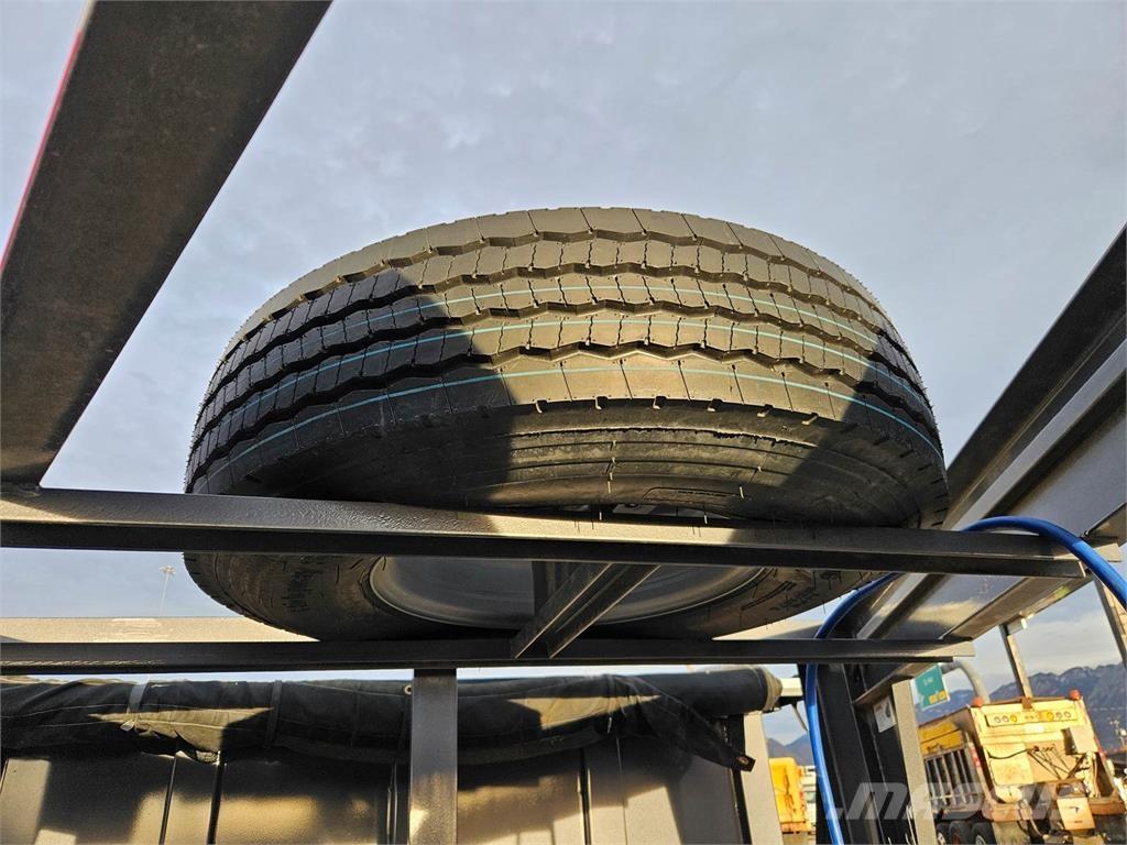 Titan  Sora- ja kippiperävaunut