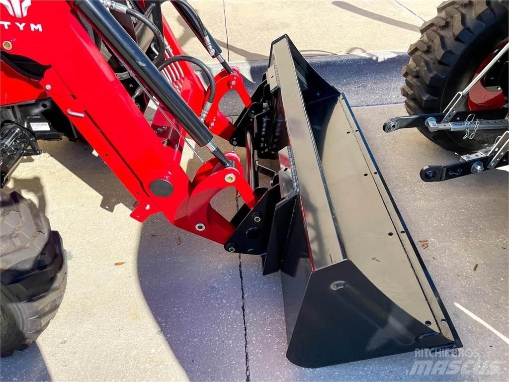 TYM 4820R Traktorit