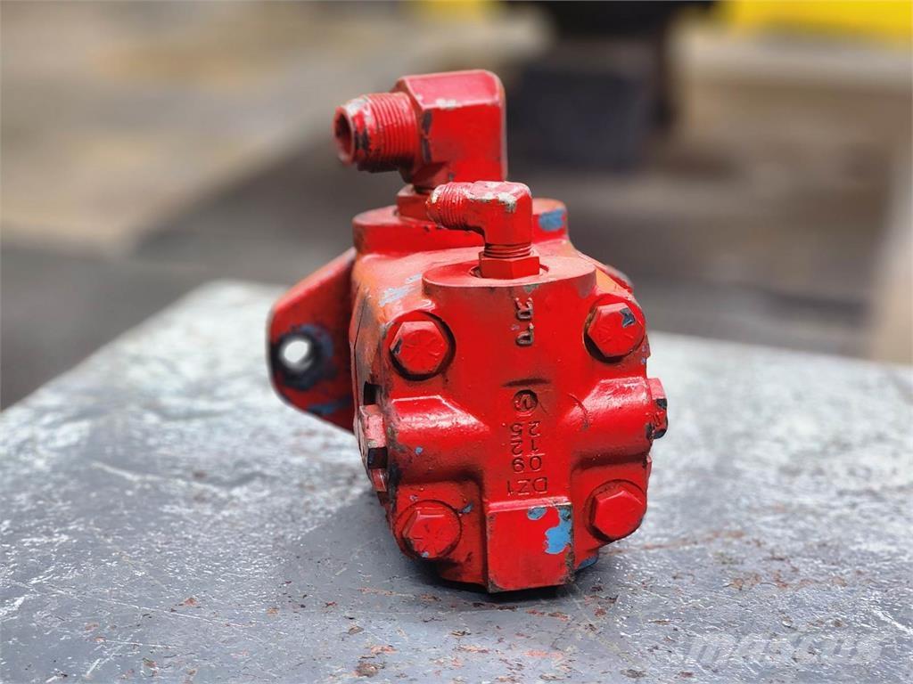  Unmarked Sähkö ja elektroniikka