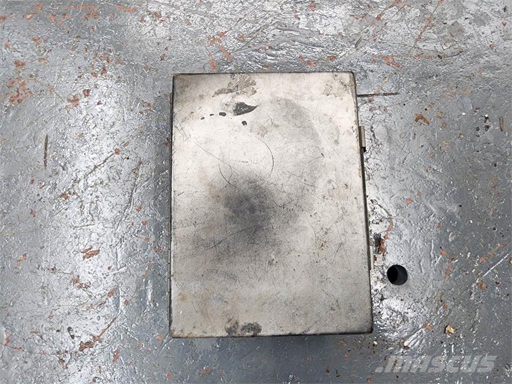  Unmarked Sähkö ja elektroniikka