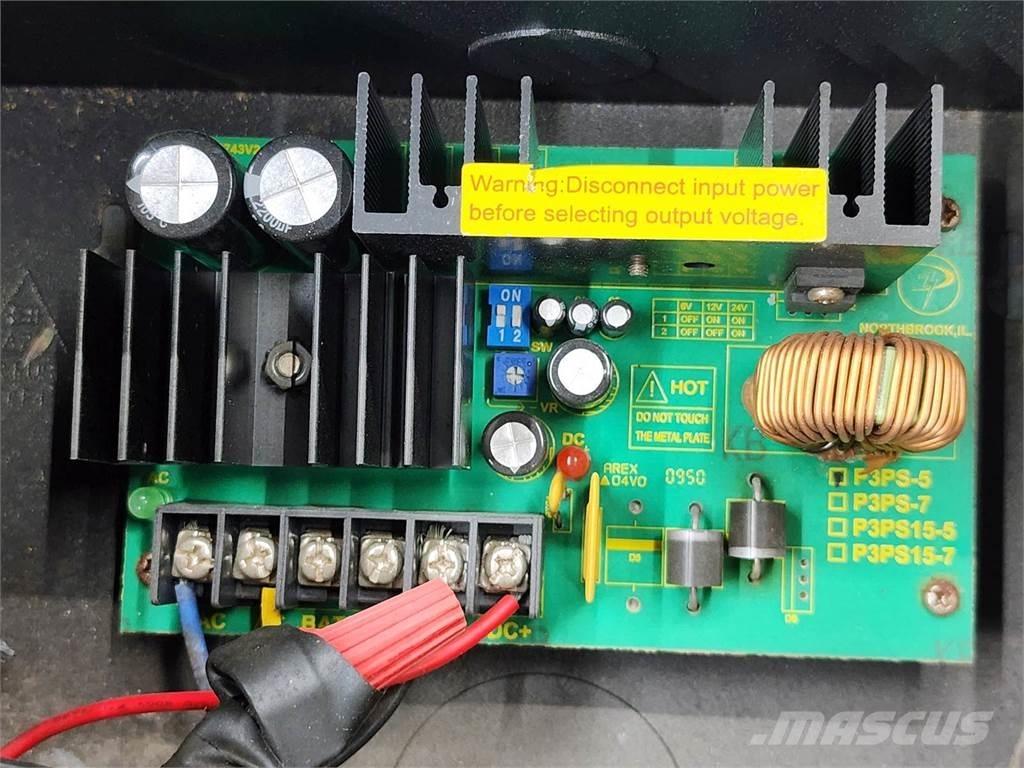  Unmarked Sähkö ja elektroniikka