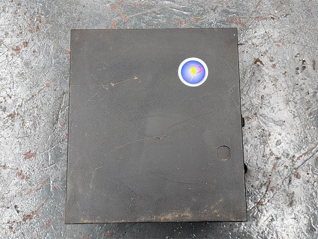  Unmarked Sähkö ja elektroniikka