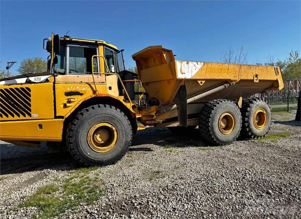 Volvo A25E Sora- ja kippiautot