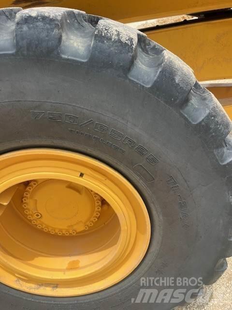 Volvo A25G Dumpperit