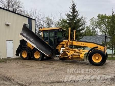 Volvo G960 Tiehöylät