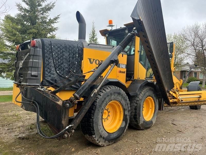 Volvo G960 Tiehöylät
