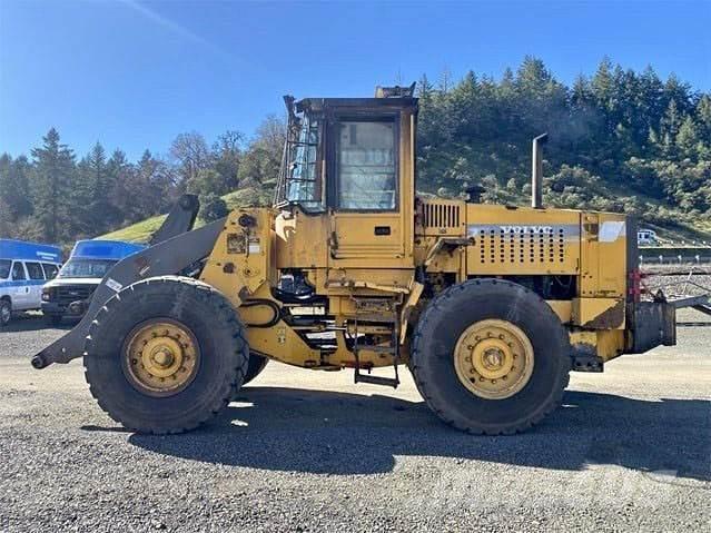 Volvo L90C Pyöräkuormaajat