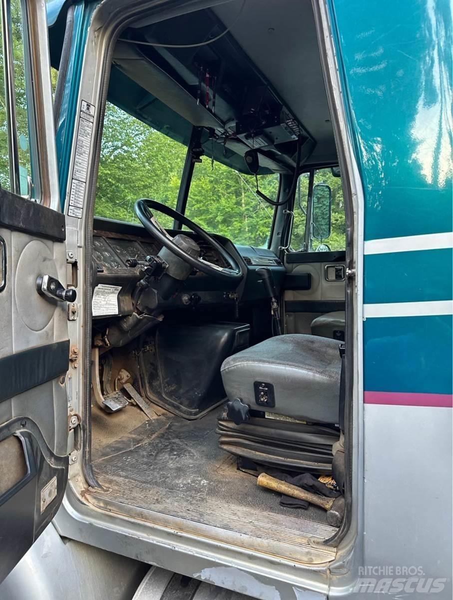 Volvo VE Sora- ja kippiautot